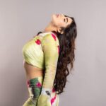 Kavya Thapar Instagram - Vegan protein got me like …. Shot by @vaspaan_shroff Makeup | @palak_makeupandhair Hair | @facestories_by_harmankaur Hmu HOD | @dishakhannaartistry Wearing | @arokaofficial Styling | @sakshi312 Assisted by | @sanjamkaur92 @kinjal_maru04 🫶 India