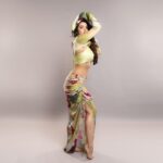 Kavya Thapar Instagram - Vegan protein got me like …. Shot by @vaspaan_shroff Makeup | @palak_makeupandhair Hair | @facestories_by_harmankaur Hmu HOD | @dishakhannaartistry Wearing | @arokaofficial Styling | @sakshi312 Assisted by | @sanjamkaur92 @kinjal_maru04 🫶 India