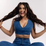 Kavya Thapar Instagram - Cute to crazy real quick ☺️🤷‍♂️ #denimdoll Shot by @vaspaan_shroff Makeup | @palak_makeupandhair Hair | @facestories_by_harmankaur Hmu hod | @dishakhannaartistry Wearing | @shopheymissy Jewellery | @radhikaagrawalstudio Styling | @sakshi312 Styling assistants | @kinjal_maru04 @sanjamkaur92 Agency | @runwaylifestyl @varunkatoch06 @jaikishenraheja ✨ India