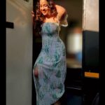 Komalee Prasad Instagram – What sunshine is to flowers , love is to humanity 🌞❤️

#bts from my next with the styling done by the director herself @praveena.rao ❤️

Makeup @rameshkumar8501 
Hair @raghavacharyramoju