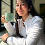 Komalee Prasad Instagram – No caption…just a happy me with some food and sunshine….

Ps some preachings in fourth swipe 😋♥️