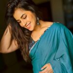 Komalee Prasad Instagram – Happy makara sankranti 🌿 🪁🌾

Outfit – Amma’s saree ♥️
