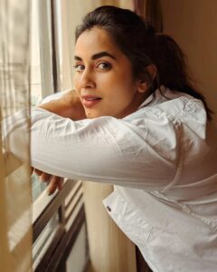 Komalee Prasad Instagram - Mood - I love it when you call me senorita 🎵♥️🪄