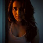 Komalee Prasad Instagram - Home candids 🏠 Blue skies 💙