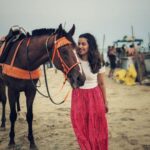 Komalee Prasad Instagram – Surrender ❤️🦋🌄🌊🐎

#beachday #mahabalipuram