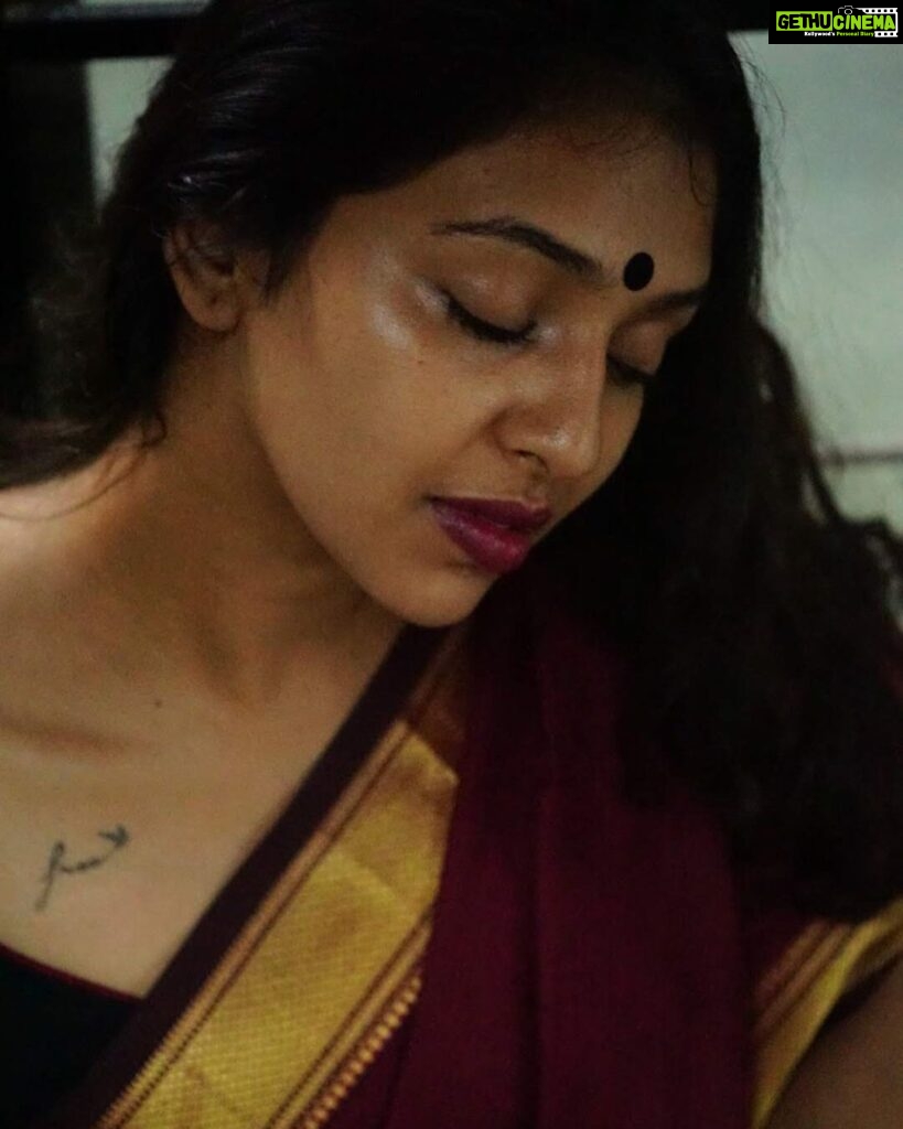 Lakshmi Menon Instagram - 🥀🍃 Photographed by : the amazing @priyaabhishekjoseph #lakshmimenon #boldandbeautiful #portraitperfection
