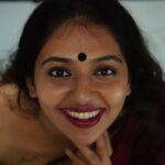Lakshmi Menon Instagram - 🌹✨ Photographed by: @priyaabhishekjoseph #lakshmimenon #creativephotography #sarilovers #traditional