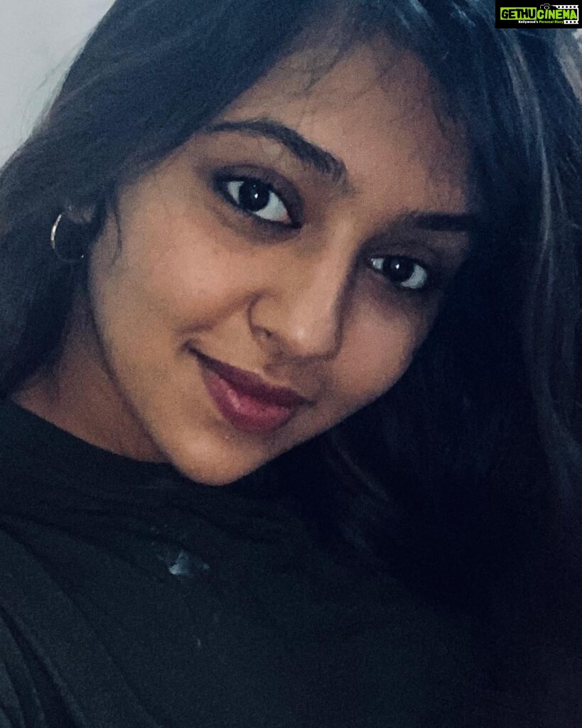 Lakshmi Menon Instagram - My mom thought i look good in this picture and so i had to post it 😝and you know yesterday was mother’s day so what if this made her happy??do i make sense??oooh i am amazing ❤️i have something on my tshirt but can you even notice cuz my face is all you wanna look at ??