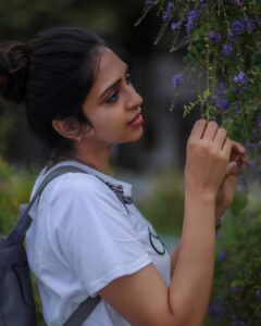 Lakshmi Menon Instagram - When you check him out 👀😋and then suddenly unexpectedly when he looks back at you (cringe😬)🙄😂
.
.
.
.
Pc:@rhisvan 😌❤️
Makeup:@shan_sha_ji_makeover
@srkfotoz 
@cinema___sanchari 

#lakshmimenon#casualstyle#funnycaptions#photography##fashionphotography#mollywood#kollywood#tollywood#outdoorphotography#portraits #portraitphotography #portrait#portrait_shotsu