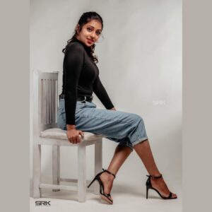 Lakshmi Menon Instagram - 𝙱𝚎 𝚢𝚘𝚞,𝚏𝚘𝚛 𝚢𝚘𝚞🌹

Pc:@sreeku10_photography❤️

𝑴𝒂𝒌𝒆𝒖𝒑 : @shan_sha_ji_makeover 
@cinema___sanchari 

©️ @𝒄𝒊𝒏𝒆𝒎𝒂___𝒔𝒂𝒏𝒄𝒉𝒂𝒓𝒊

@rhisvan 

#lakshmimenon#fashion #photoshoot#jeans#casual#photography#beyou#timesofwoods#kollywood#mollywood#actress#photoshoot