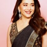 Madhuri Dixit Instagram - Life is like a balloon - if you never let go, you’ll never know how high you can rise! #thursday #throwbackthursday #thursdaythoughts #trendingaudio #trendingreels #reelsinstagram #indianoutfit #desi #sareelove #explore #explorepage