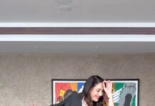 Madhuri Dixit Instagram - Hopping on to the trend! TUM TUM 💃🏻💃🏻 #thursday #thursdayvibes #trendingreels #reelsinstagram #dancereels #tumtum #explorepage