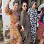 Madhuri Dixit Instagram - Dance of E̶n̶v̶y̶ Friendship ✅🧡✨🤗 #dtph #dancepartner #forever