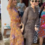 Madhuri Dixit Instagram – Dance of E̶n̶v̶y̶ Friendship ✅🧡✨🤗

#dtph #dancepartner #forever