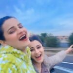 Madhuurima Instagram - Kash ESA mausam Roj rahe @nyra_banerjee #capetown #cars #car #ride #drive #driver #sportscar #vehicle #vehicles #street #road #freeway #nature #sky #sun #summer #beach #beautiful #pretty #sunset #sunrise #blue #flowers Malay Quarter, Western Cape, South Africa
