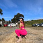 Madhuurima Instagram – Well, do u feel love when u see pink ??? 

@stylebysaachi @sanzimehta

@colorstv @voot #kkk13 #khatrokekhildi