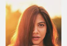 Madonna Sebastian Instagram - Sharing a little Light:) 📸 @rahul_raj_._r #eveninglikethis #photography