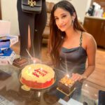 Maera Mishra Instagram - Thanks a lot guys for making it so special ❤️🥹 #birthday #turned26 #family