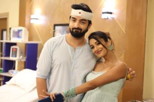 Maera Mishra Instagram - “Sab theek hai lekin ye beech me chot kise lagti hai” 😂
#bhagyalakshmi