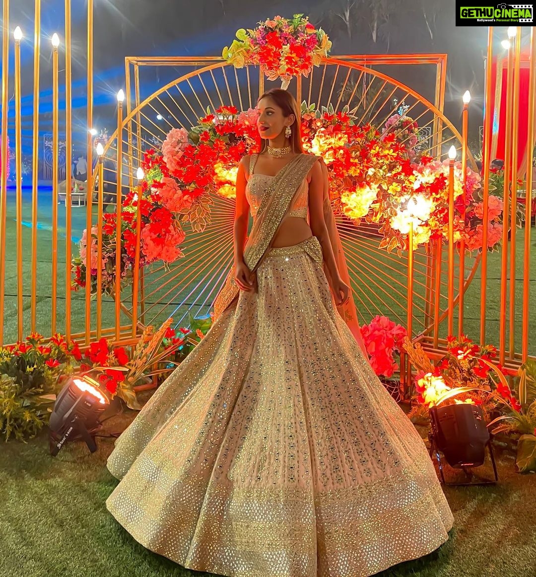 Maera Mishra Instagram - There is always a reason to smile. Our Outfits by @rosecreationsludhiana ❤️