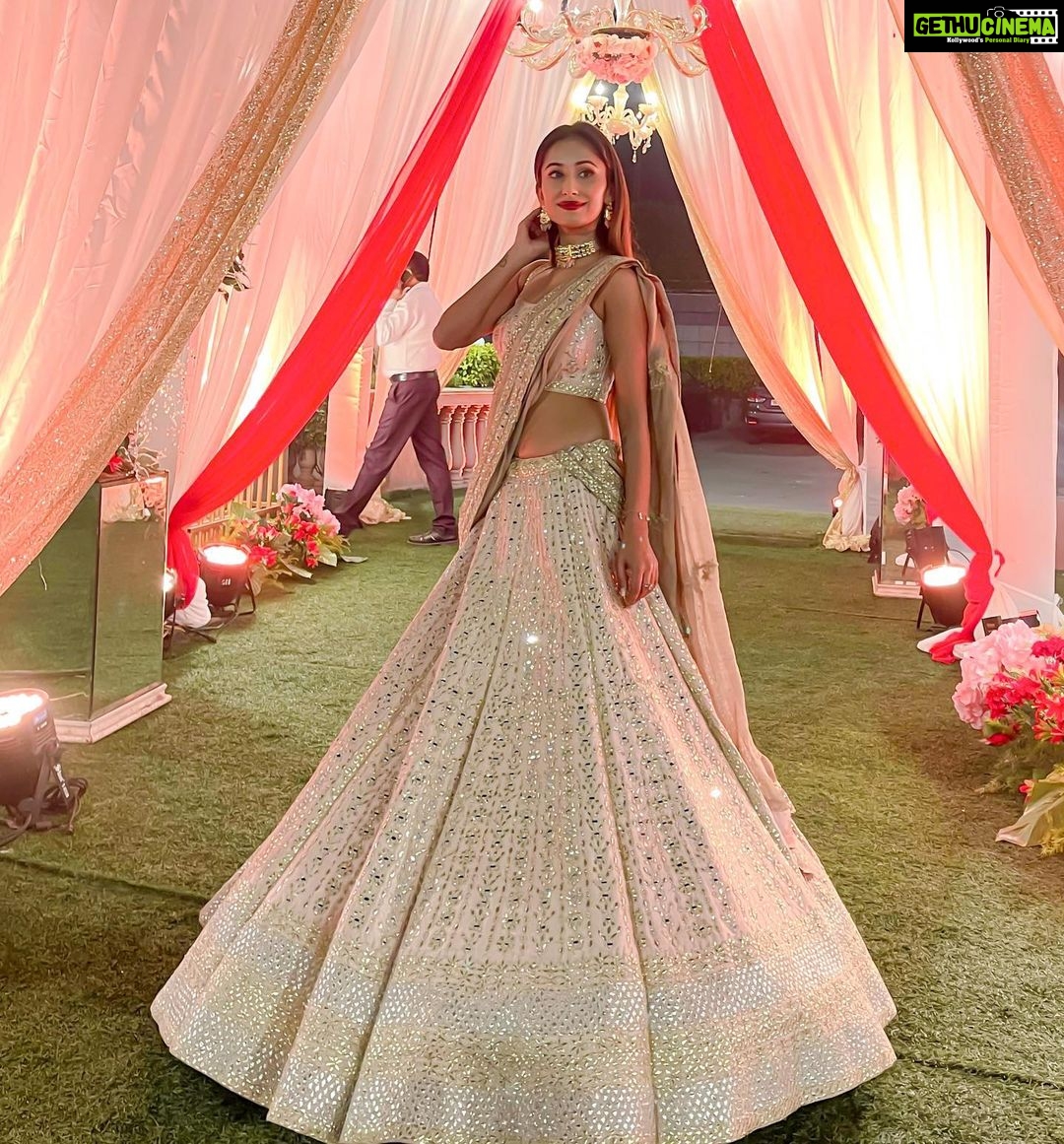 Maera Mishra Instagram - There is always a reason to smile. Our Outfits by @rosecreationsludhiana ❤️