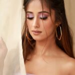 Maera Mishra Instagram - People will stare, Make it worth their while. 😆 Shot by @amitkhannaphotography 🫶🏻 Mua @dishisanghvii 🫶🏻