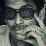 Mahendran Instagram - சின்ன வயதில் சினிமாவில் எனக்கு அப்பா மாதிரி இருந்துள்ளீர்கள்! நான் உங்களை அப்பா அப்பா என்று அழைத்துள்ளேன்!! ஏன் அப்பா என்னை விட்டு பிரிந்து சென்றுள்ளீர்கள்!!! உங்கள் ஆன்மா சாந்தியடைய வேண்டுகிறேன் ...என்றும் உங்கள் நினைவில் நீங்கள் பிரவாத மகன் மாஸ்டர் மகேந்திரன் 🖤