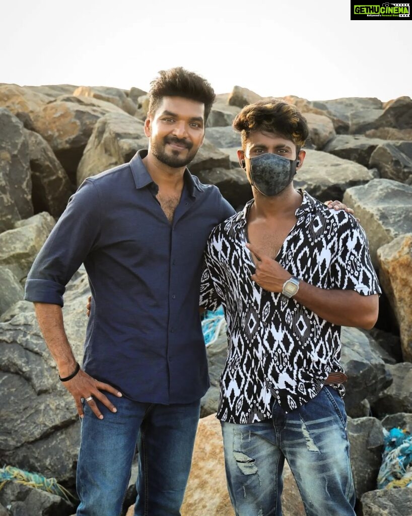 Mahendran Instagram - @actorjai bro it has been more than 21 years, and you're still the same as before, You're beautiful both inside and out. Keep that up! I'm thrilled to work with you in our upcoming series #Label 🎬 Much love and happy b'day darling ❤️