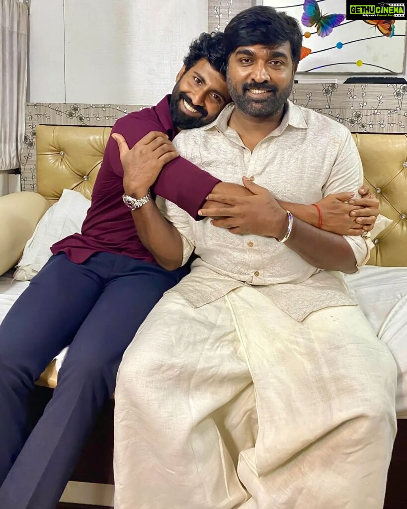Mahendran Instagram - Happy birthday to my favourite Thangamey @actorvijaysethupathi na❤ Thank u for everything that u have done for me na💕 I know you’ll always be there with open arms if I need a hug🤗 You have always been my inspiration and my best teacher🤩 You’re one of the most important people in my life❤ Today and everyday , wishing only the best for u na 🥳 once again happy birthday to the purest heart no words can describe how much I love u ❤ #HBDVijaySethupathi #VJS #vijaysethupathi