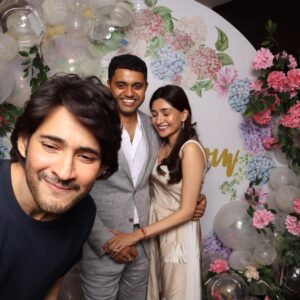 Mahesh Babu Instagram - What a fun night... @shriyabhupal and @anindith !! ♥️♥️♥️