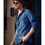 Mahesh Babu Instagram - BTS... 😁 Photography: @jatinkampani Hair: @aalimhakim Makeup: #PattabhiRamarao Styling: @the.vainglorious