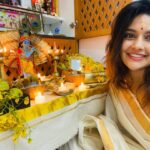 Mahima Nambiar Instagram - Wish you the bright rays of happiness, joy, and prosperity, Happy Vishu! 🪔 #vishu #happyvishu #vishuathome #familytime #harekrishna #radhekrishna #krishna
