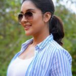 Mahima Nambiar Instagram – 😎 
MUA : @pinkyvisal darling 
📸: @photos.manju.adithya 

 #shades #loveforshades #randomclick #locationstills #beforeshoot #poser #work #kollimalai