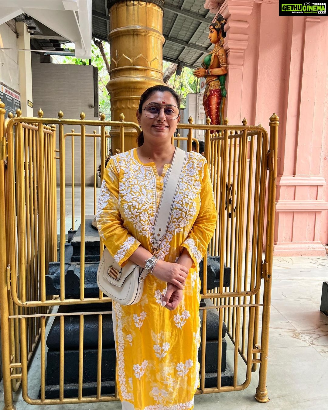 Malavika Instagram - A little bit of me ✨ Shri Swami Ayyappa Temple, Bangur Nagar, Mumbai.
