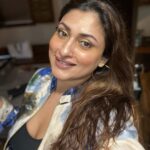 Malavika Instagram – Don’t look at the caption, look at me 👀
