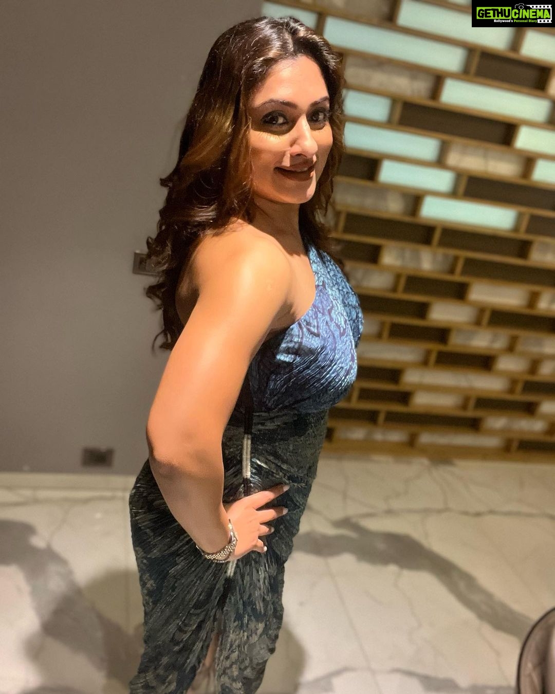 Malavika Instagram - I don’t do fashion. I am fashion ❤️🔥