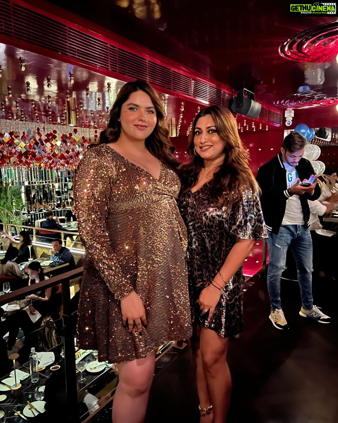 Malavika Instagram - it was a lit new year❤️🔥 Akina Contemporary Japanese Restaurant and Bar