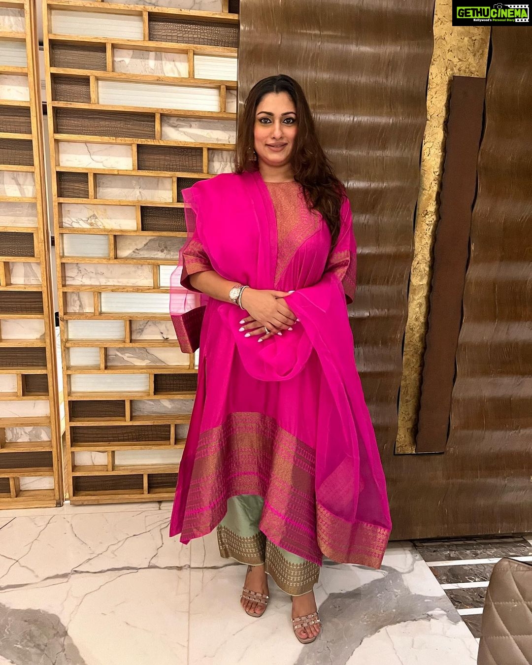 Malavika Instagram - Just show your sparkle this Eid🌙