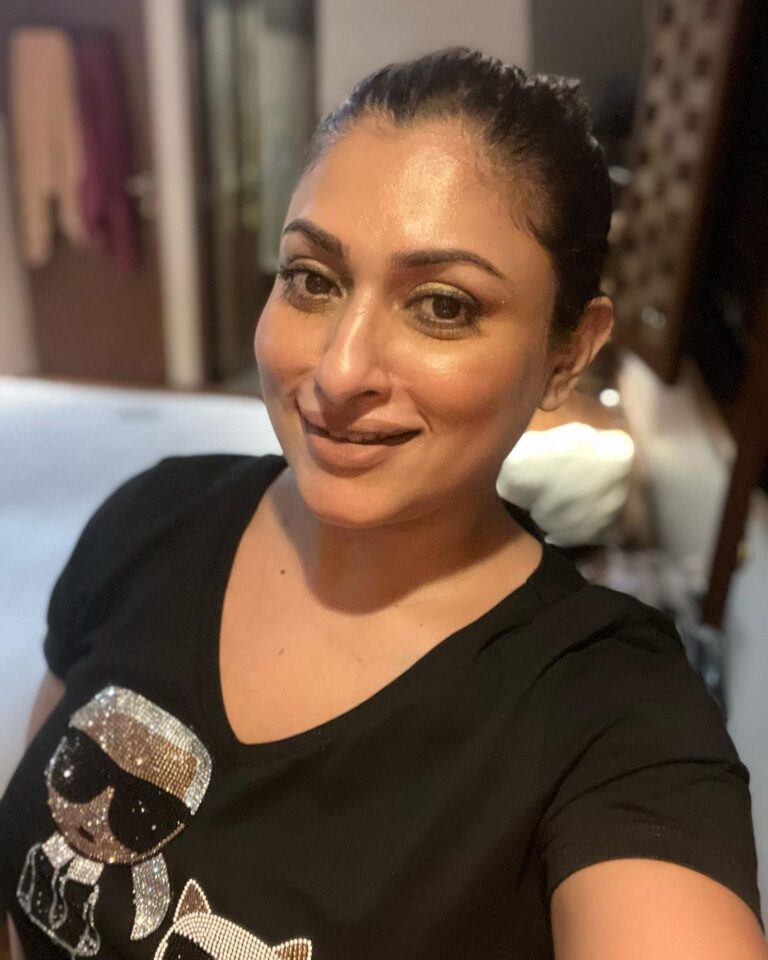 Malavika Instagram - Confidence Level: Selfie with no Filter.