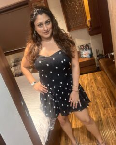 Malavika Instagram - da hardest, da rawest, da realist🩵✨