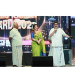 Malavika Menon Instagram - പതിനഞ്ചാമത് രാമു കാര്യാട്ട് അവാർഡ് നിശയിൽ ജനപ്രിയ നടിയ്ക്കുള്ള അംഗീകാരം സമ്മാനിച്ചതിന് ജനകീയ സൗഹൃദവേദി സംഘാടകർക്ക് എന്റെ നന്ദിയും, സ്നേഹവും അറിയിക്കുന്നു!✨🌸🙏 Pc @nithinnarayanan_ Best wishes to @2gathereventss 👍🏻