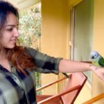 Malavika Menon Instagram - ♥️💚😍😘🦜🌳🍃🌈 The cutest visitor ever 🥰