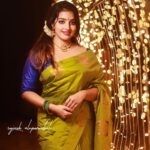 Malavika Menon Instagram - പതിനഞ്ചാമത് രാമു കാര്യാട്ട് അവാർഡ് നിശയിൽ ജനപ്രിയ നടിയ്ക്കുള്ള അംഗീകാരം സമ്മാനിച്ചതിന് ജനകീയ സൗഹൃദവേദി സംഘാടകർക്ക് എന്റെ നന്ദിയും, സ്നേഹവും അറിയിക്കുന്നു! Thanku gokulam gopaalan sir Thanku Pramod pappan cheta✨✨✨☺️🙏❤️ Clicks @sajeesh_blackstone @jishnu_picyard #ramukaryattaward #kazhibrambeachfestival