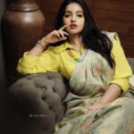 Malavika Menon Instagram - Added to ur wishlist 🥰🫠😉🌟 @akhil.aklopz Jewlry @sai_pearls_and_gems_ Wearing @celebrate_clothes_n_crafts