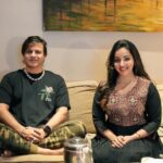 Malavika Menon Instagram - @vivekoberoi Indeed happy to meet you again…spend some time & to share a stage along! ☺️😍one such humble and friendly persona u are! May u shine brighter & brighter ! All good luck for your new brand! 💎 will see u again 😃 Thanku @being_rrk @nbswaraj @lulufashionweek_ind Pc. @libzalonso