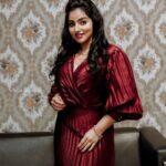 Malavika Menon Instagram - I could come up with a catchy caption but I already got your attention 😉❤️ Shot @_arjun_ak__ Wearing @r&g