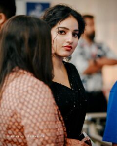 Malavika Menon Instagram - #ammageneralbodymeeting #2023 #cochin ⭐️🌟⭐️ Mua @sreegeshvasan_makeupartist Wearing @jasofashions Shot @jithin_verito , @byhappykalyan