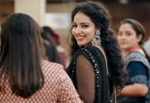 Malavika Menon Instagram - #ammageneralbodymeeting #2023 #cochin ⭐️🌟⭐️ Mua @sreegeshvasan_makeupartist Wearing @jasofashions Shot @jithin_verito , @byhappykalyan