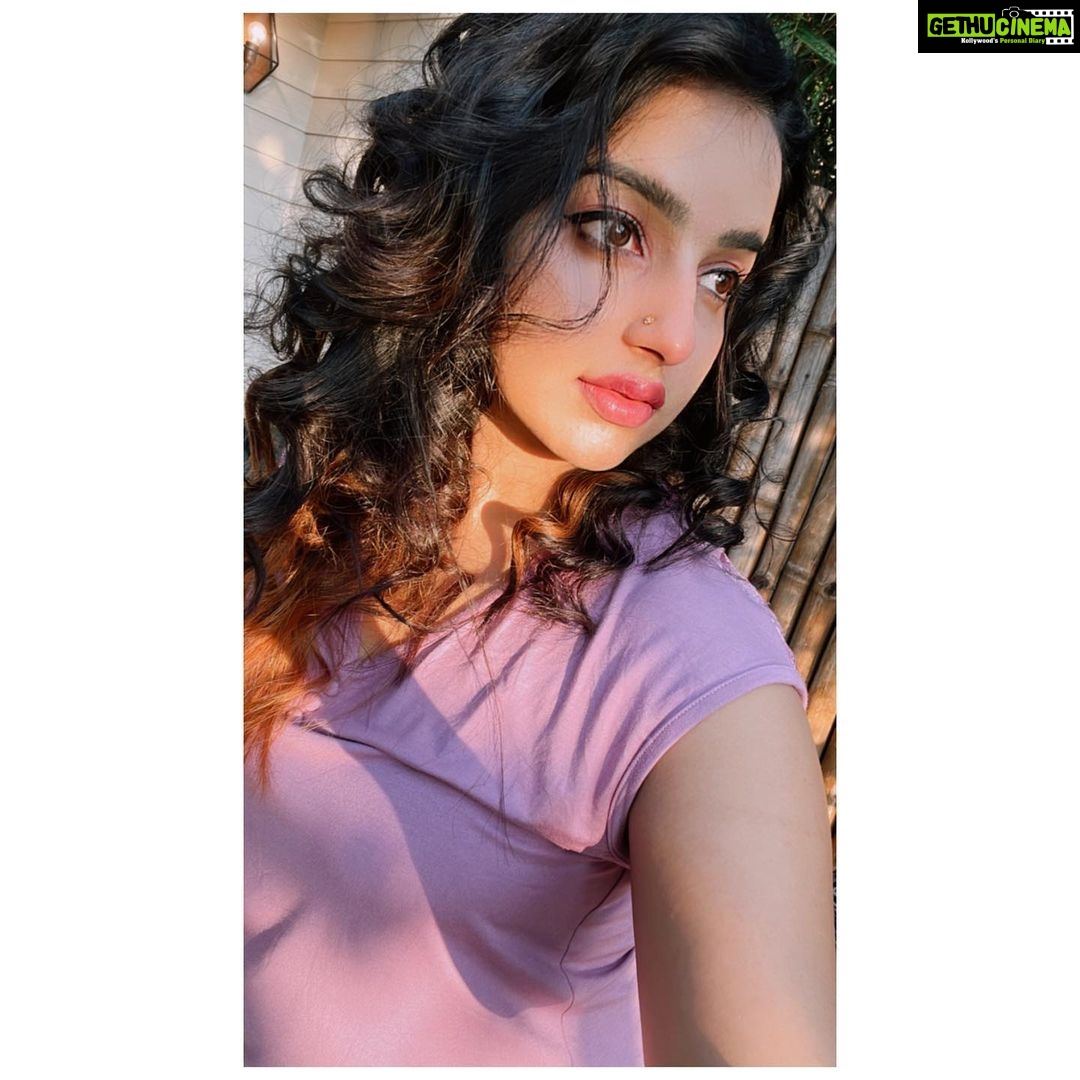 Malavika Menon Instagram - Too glam to give a damn ⚡️❤️ #instagood #instagram #purple #pride #month #love #peace #harmony
