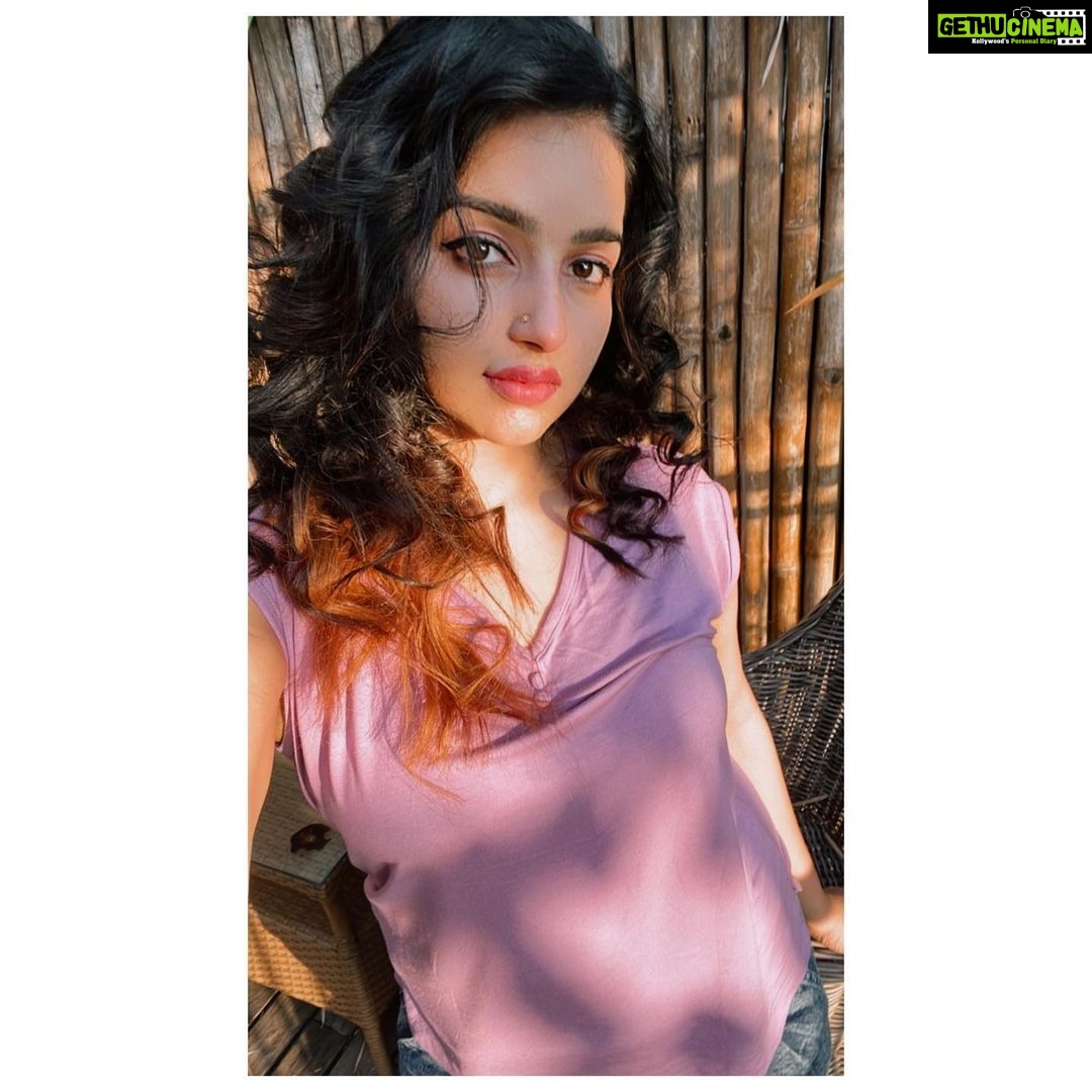 Malavika Menon Instagram - Too glam to give a damn ⚡️❤️ #instagood #instagram #purple #pride #month #love #peace #harmony